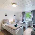 Apartment Zuhause Fuer Entdeckergruppe Dinslaken