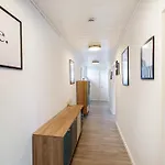 Apartment Zuhause Fuer Entdeckergruppe