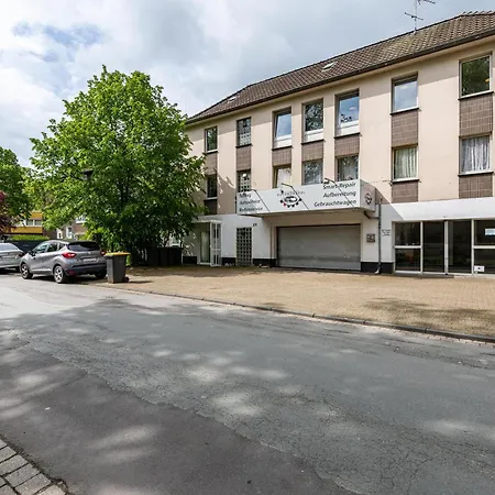 Zuhause Fuer Entdeckergruppe Apartmán *