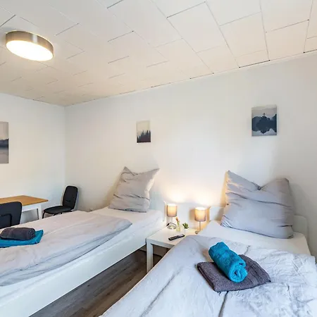Lejlighed Zuhause Fuer Entdeckergruppe *